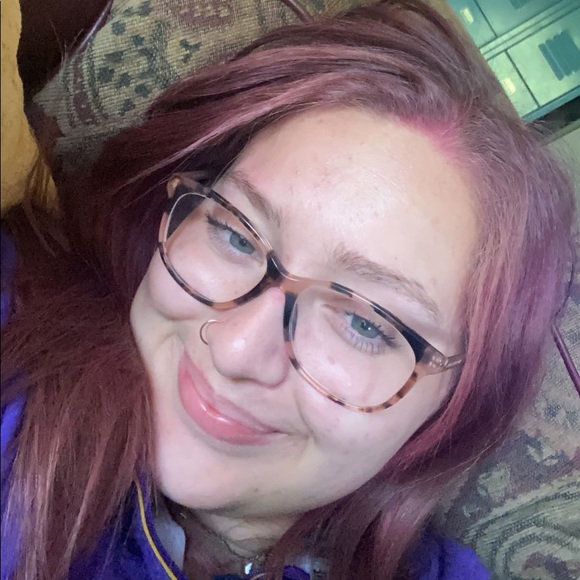 Meet your Posher, Dixie - Picture 1 of 1